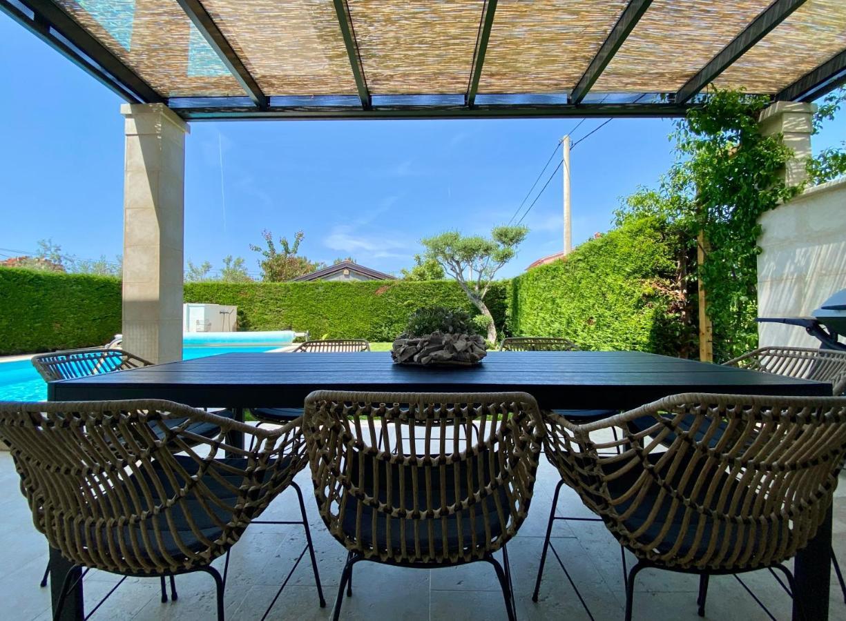 Villa Divina With Private Heated Pool Пула Экстерьер фото
